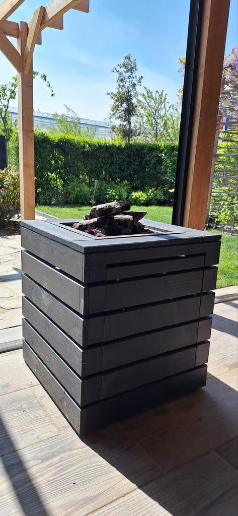 Stijlvolle gasgestookte vuurtafel - Living Flame, Ophalen of Verzenden, Gebruikt