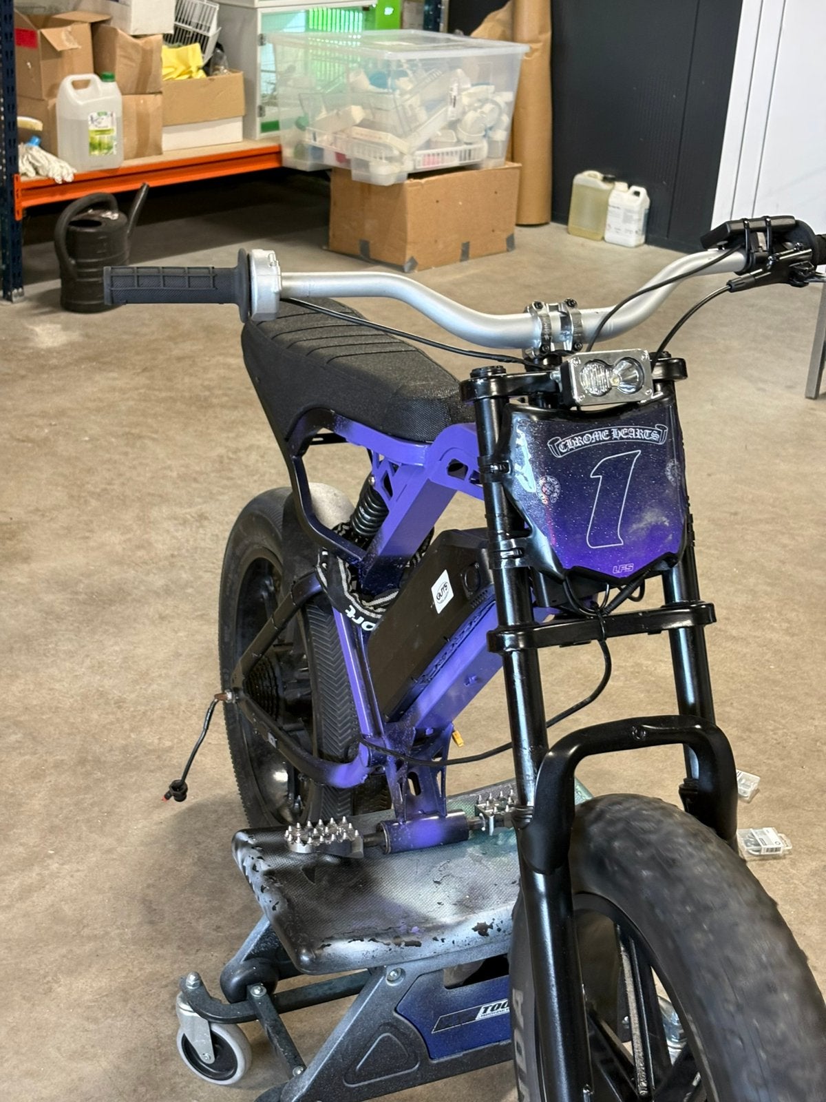 Custom v20, Ophalen of Verzenden, Zo goed als nieuw, Overige typen