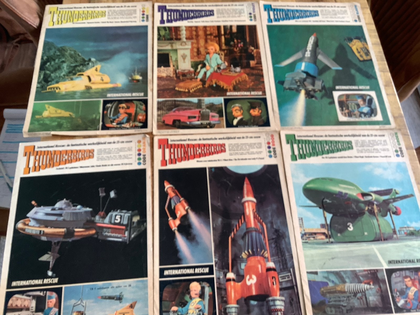 Thunderbirds International Rescue - 6 oude uitgaves van AH, Complete serie of reeks, Ophalen of Verzenden, Gelezen, Europa