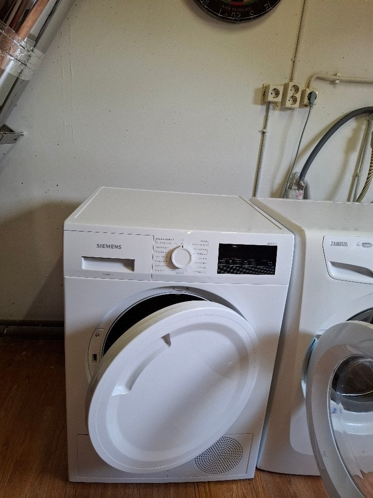 Wasdroger, Witgoed en Apparatuur, Wasdrogers, Ophalen, 6 tot 8 kg, Gebruikt, Luchtafvoer