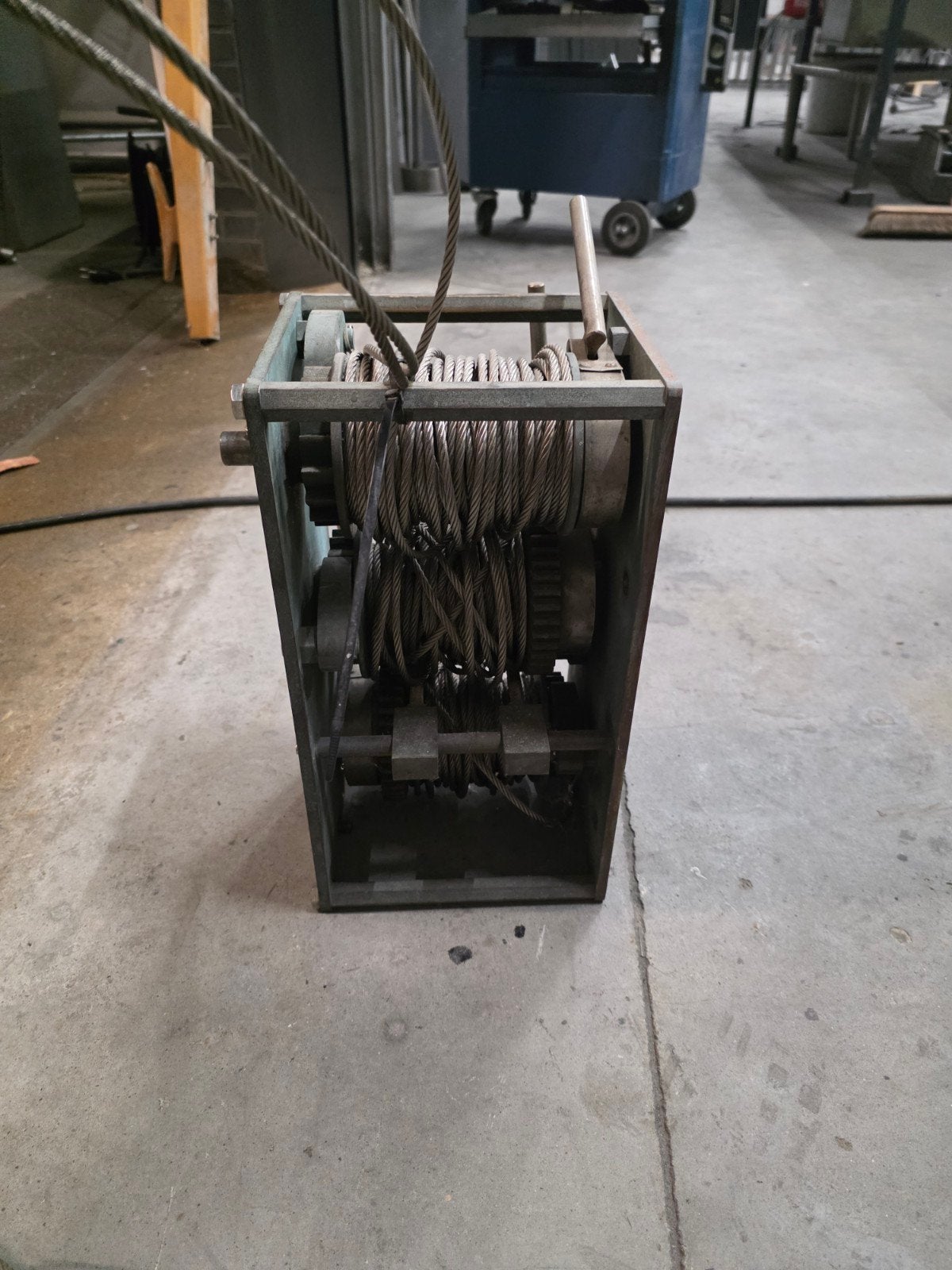 Vallier/Tuiglier messing 400x190x220, Ophalen, Gebruikt, Handmatig