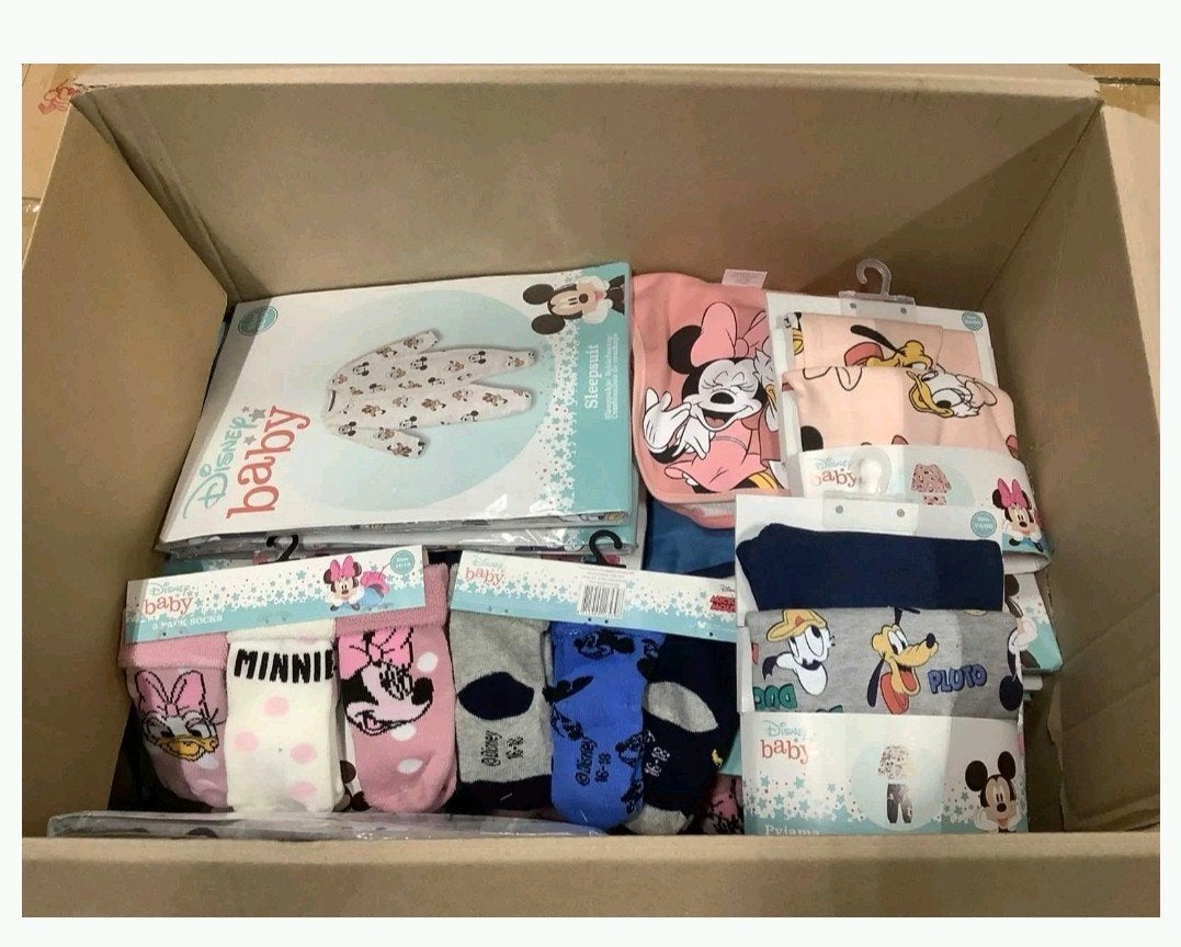 2 Dozen Disney Baby Kleding en Accessoires ( 200 items), Ophalen of Verzenden, Nieuw, Disney Baby, Jongetje of Meisje