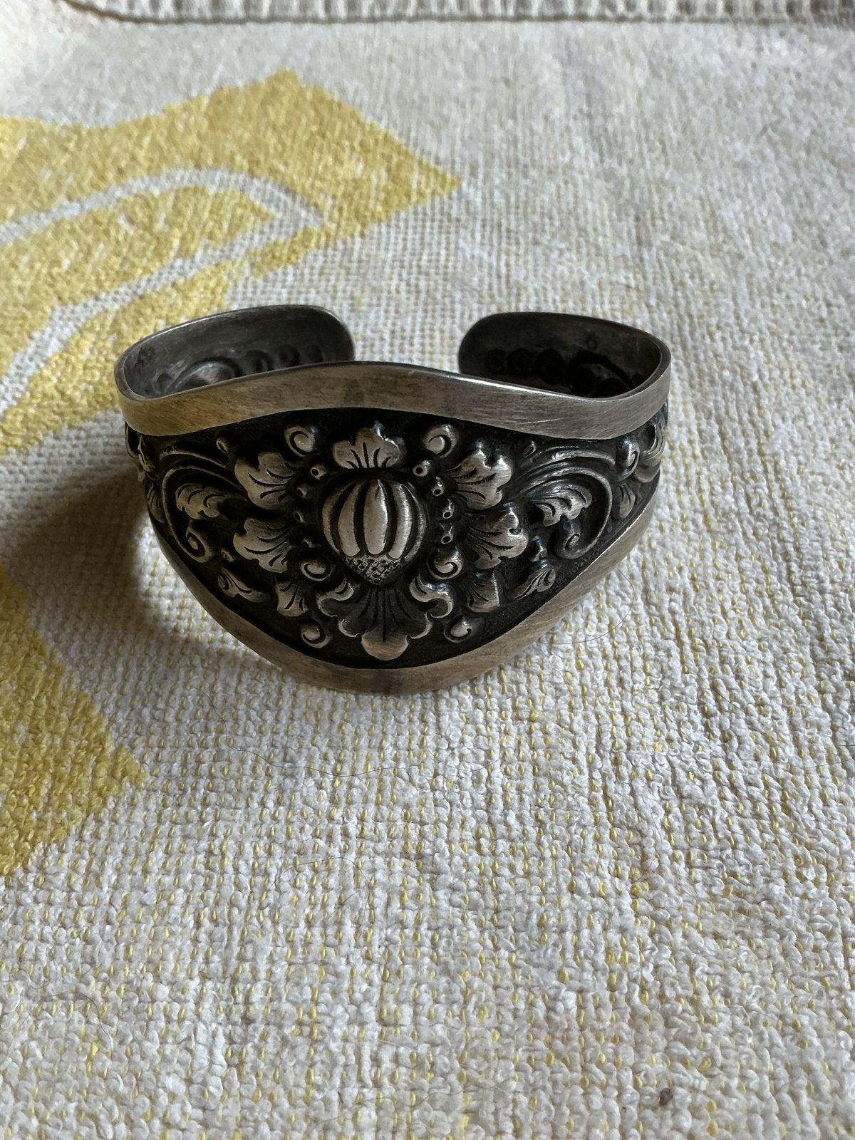Zilveren manchet armband uit Jogjakarta, Ophalen of Verzenden, Gebruikt, Zilver