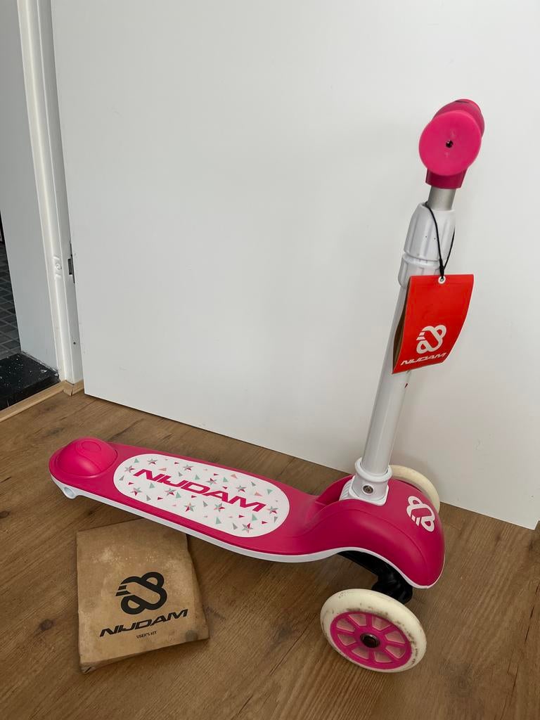 Nijdam tri scooter step roze - Nieuw (lichte verkleuring), Ophalen, Zo goed als nieuw