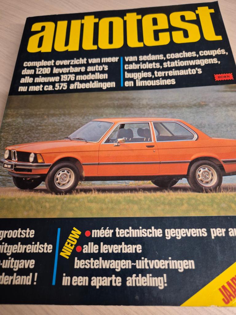 1976 originele Autotest jaarboek A4 formaat niet de herdruk, Ophalen of Verzenden, Algemeen