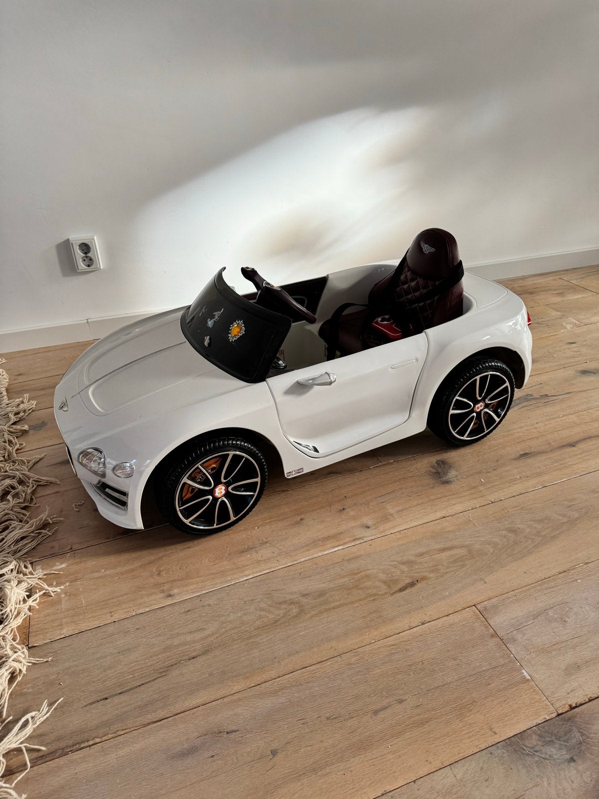 Elektrische kinderauto Bentley met afstandsbediening, Gebruikt