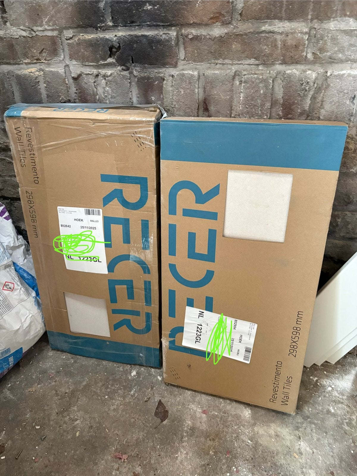 Nieuwe Recer wandtegels 298x598 mm, Doe-het-zelf en Verbouw, Ophalen, 40 tot 60 cm, Nieuw, Minder dan 5 m²