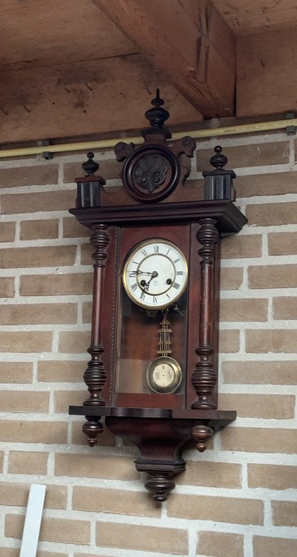 Junghans antieke klok, Ophalen