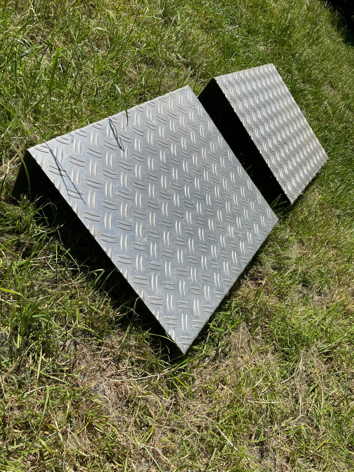 2 Oprijplaten drempelhulp extra hoog, Ophalen, Zo goed als nieuw, Aluminium