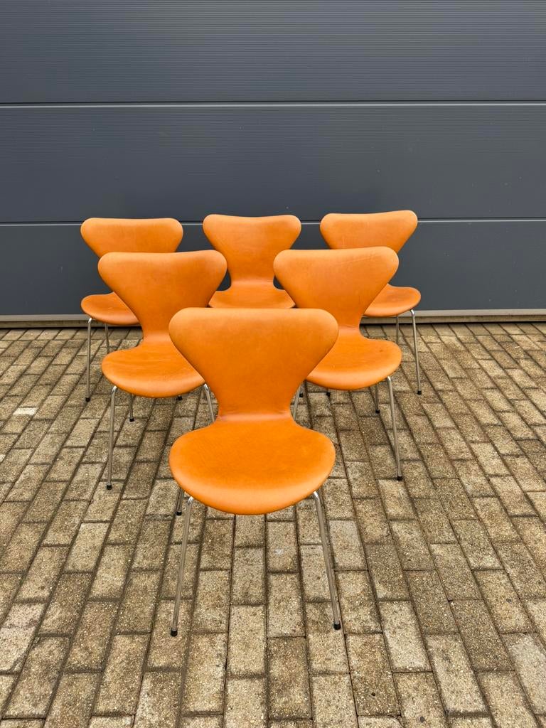 Fritz Hansen series 7 Vlinderstoelen Cognac leder, Ophalen of Verzenden, Zo goed als nieuw