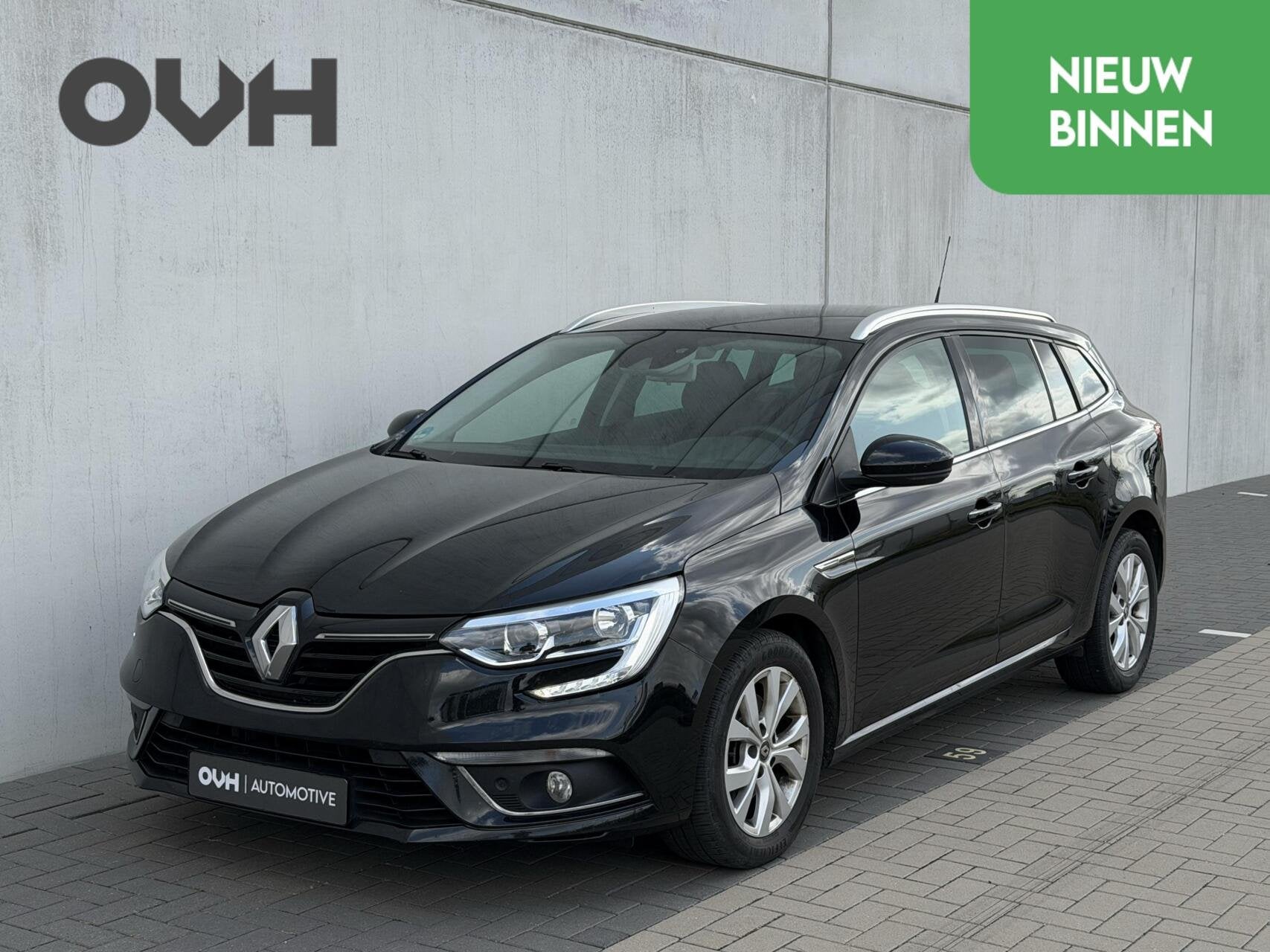 Renault Megane Estate 1.3 TCe Business | Stoelvw | Camera |, Stof, Gebruikt, Zwart, 4 cilinders