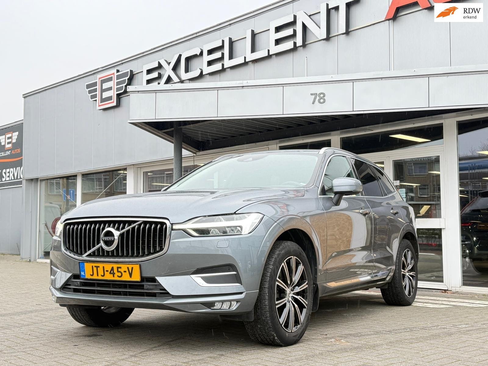 Volvo XC60 2.0 T5 Inscription | ACC | Trekhaak, Auto's, Volvo, Dealer onderhouden, Gebruikt, Zwart, 4 cilinders