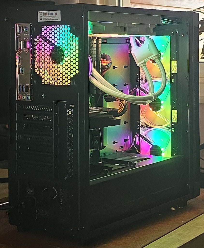 MULTIMEDIA & GAMEPC R7 3700X/1TBM.2/24GBDDR4/RX6600 OC 8G, 32 GB, Zelf gebouwde pc, Ophalen of Verzenden, Zo goed als nieuw