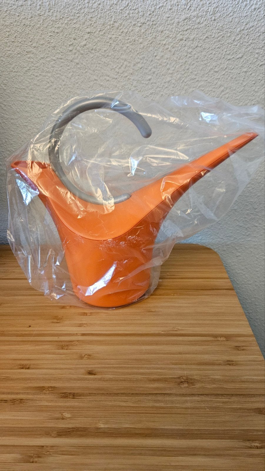 Nikolaï Carels voor Present Time '90s gieter - Dutch Design, Ophalen of Verzenden, Nieuw, Kunststof
