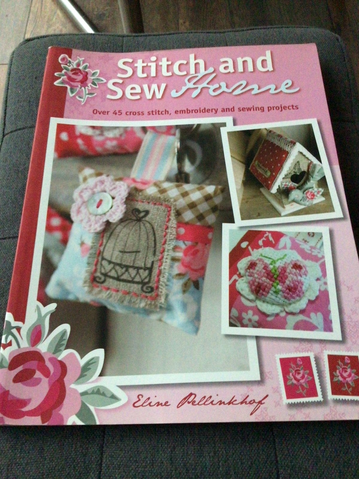 Stitch and Sew Home - Borduur- en Naaiprojecten, Boeken, Ophalen of Verzenden, Zo goed als nieuw, Borduren en Naaien