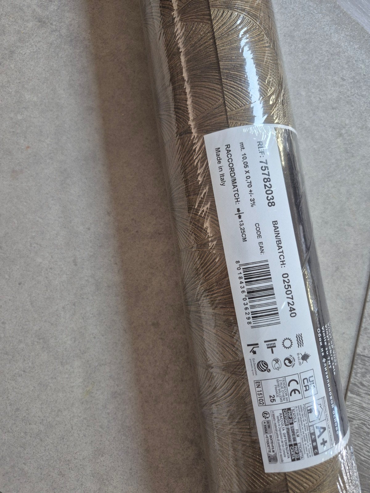 1 rol Casamance behang tourmalin voor 50,00, Huis en Inrichting, Verzenden, 75 m² of meer