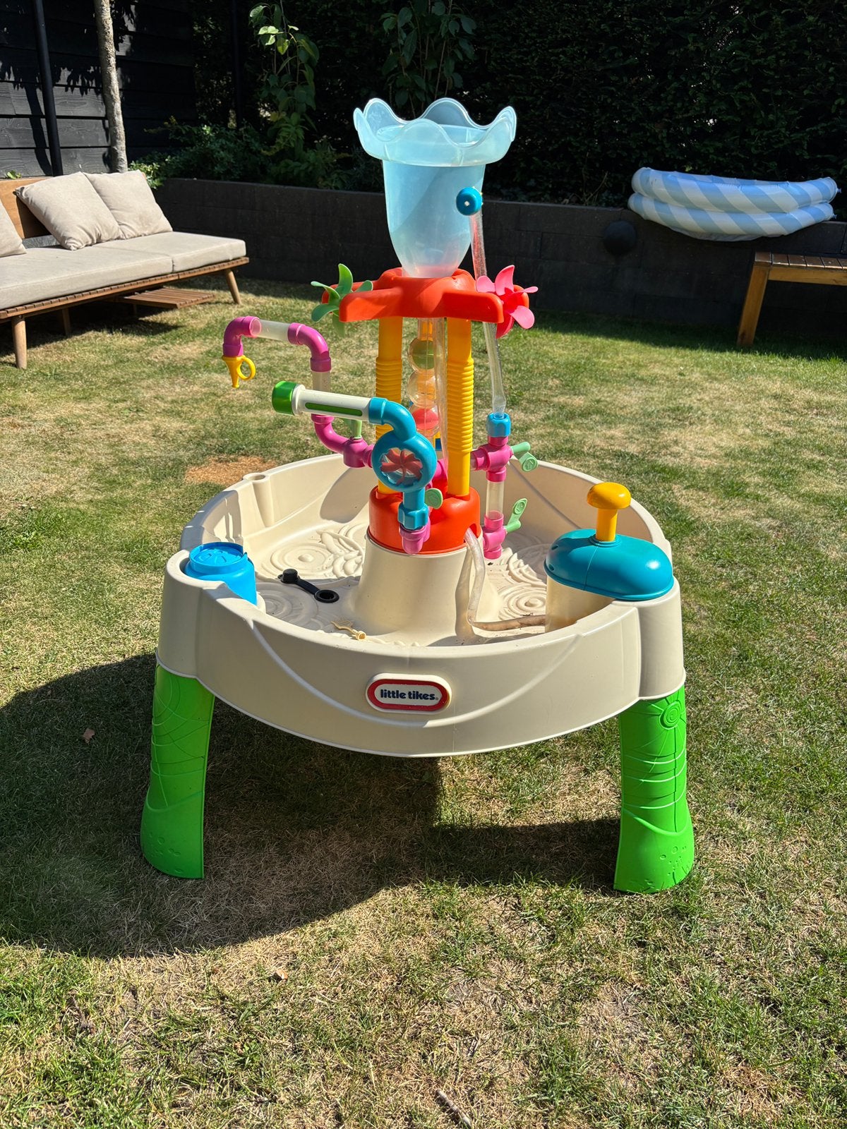 Watertafel van Little tikes, Ophalen, Gebruikt