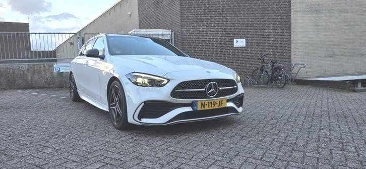 Mercedes-Benz C-Klasse C200 204pk 9G-TRONIC 2021 Wit, Auto's, Mercedes-Benz, Automaat, 4 cilinders, Wit, 93 €/maand