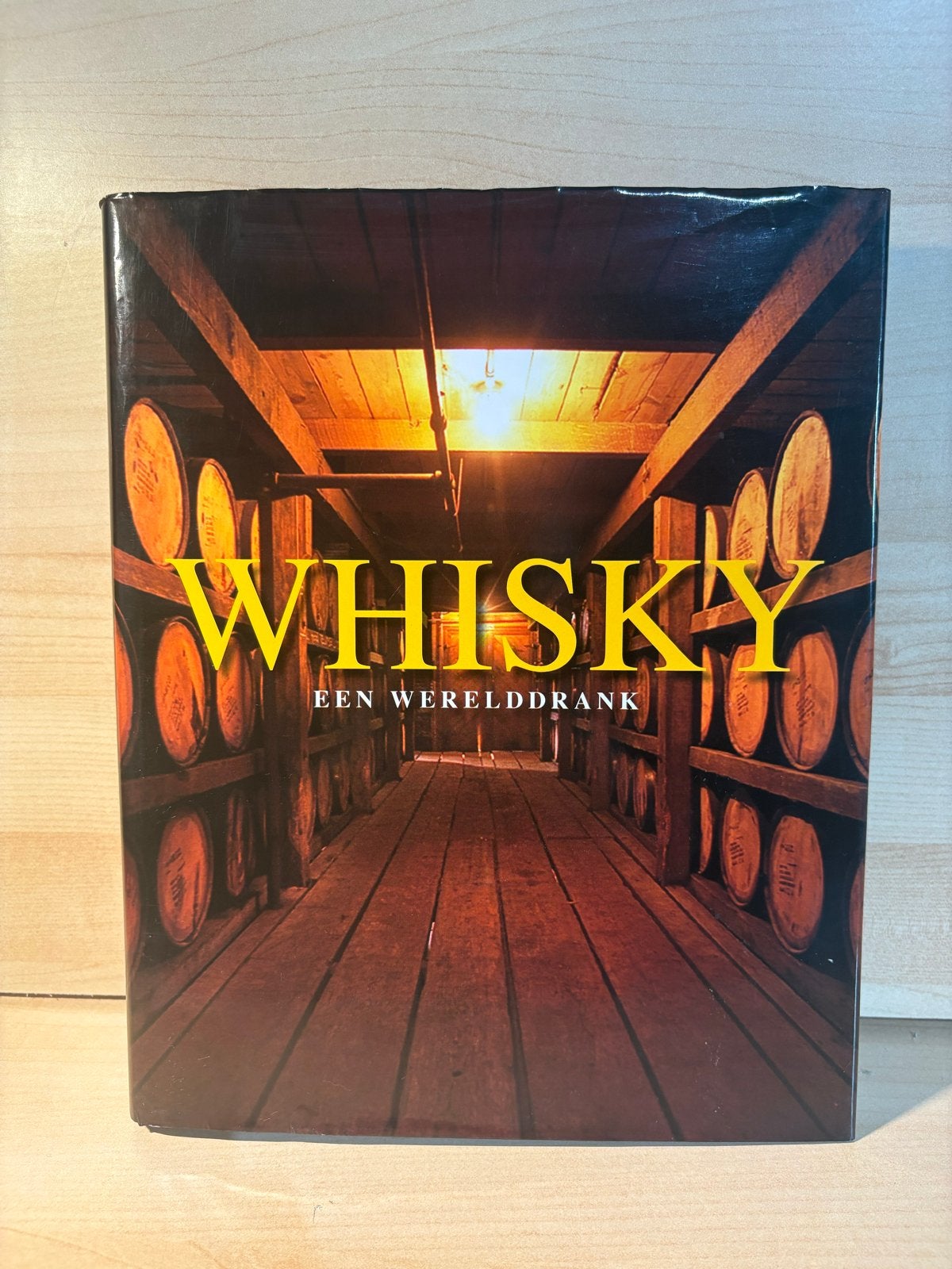 Whisky – Een Werelddrank – Marc A. Hoffmann – 200 whisky’s, Boeken, Ophalen of Verzenden, Gelezen