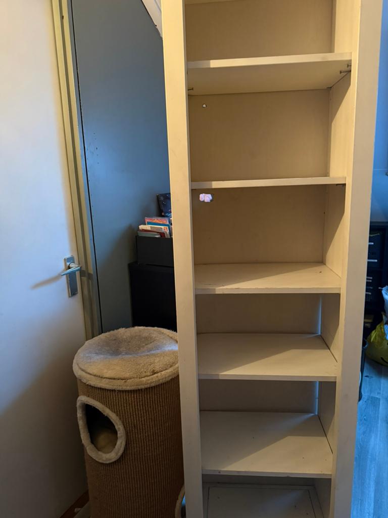 Witte hoge open kast, Huis en Inrichting, Kasten | Boekenkasten, Ophalen of Verzenden, Zo goed als nieuw, 25 tot 50 cm, 200 cm of meer