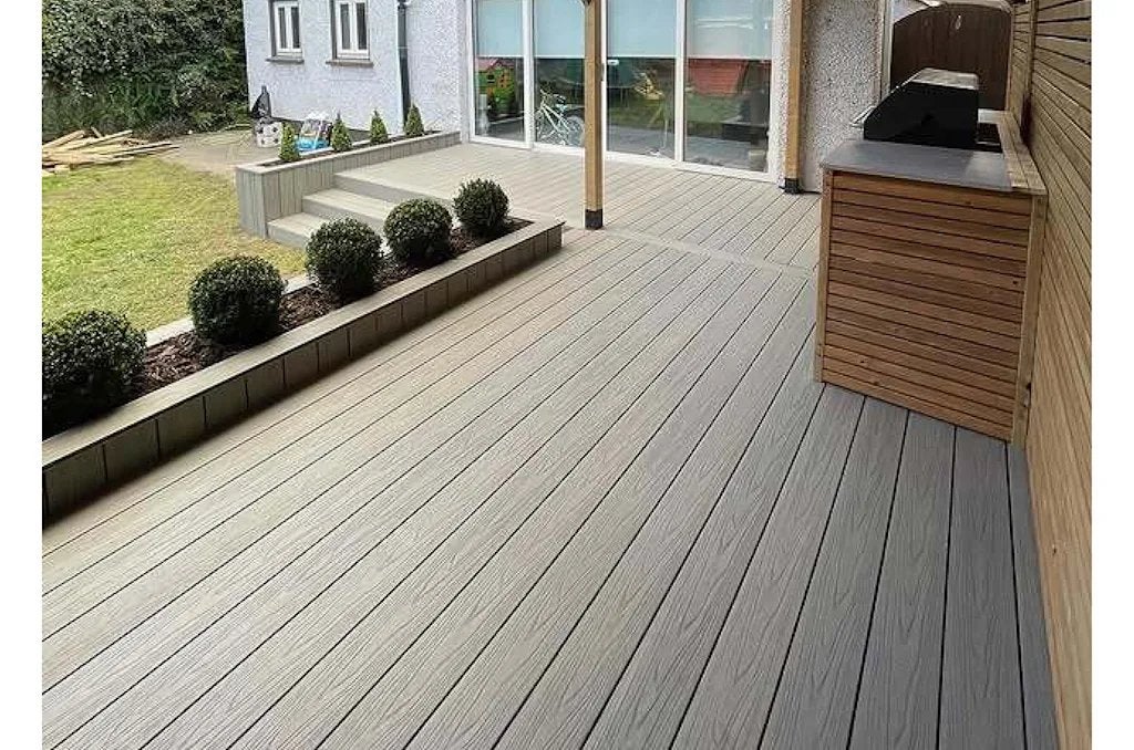 Kunststof vlonderplanken ca. 15-18 m², Tuin en Terras, Terrasdelen en Vlonders, Ophalen, Zo goed als nieuw, Composiet