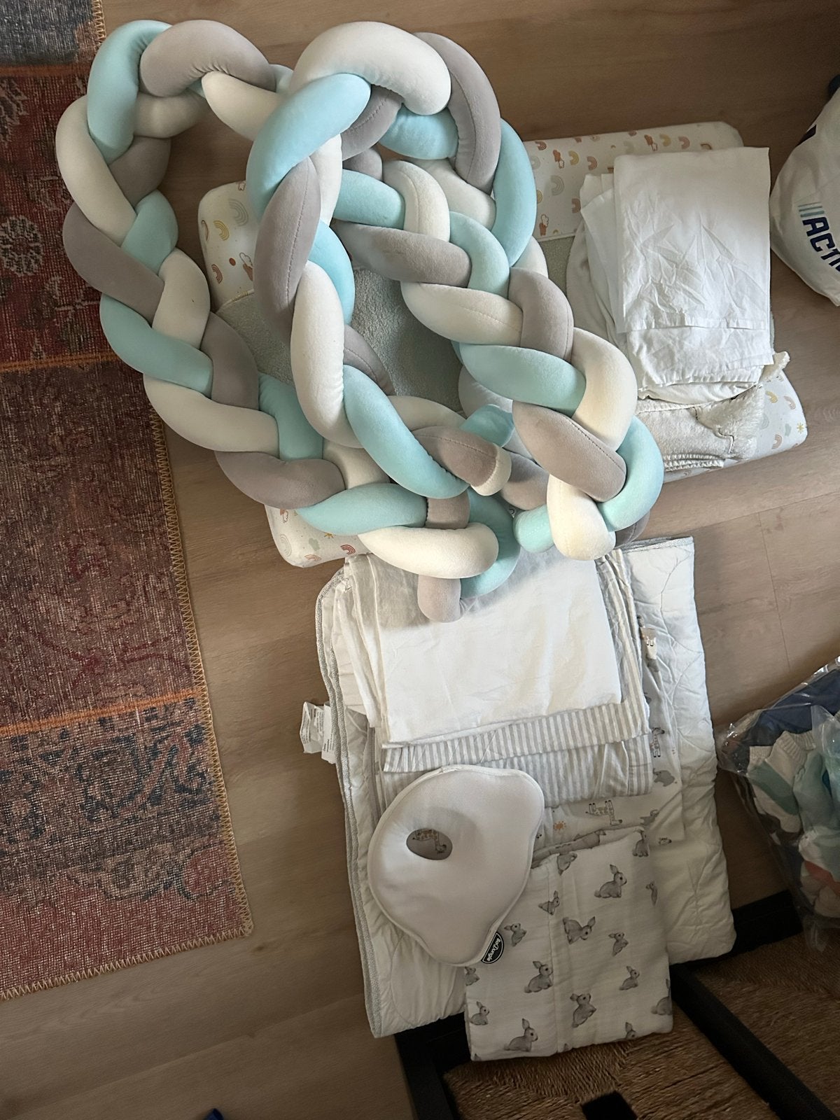 Gevlochten bedomrander en babybeddengoed set, Ophalen, Gebruikt, Overige merken, Ledikant