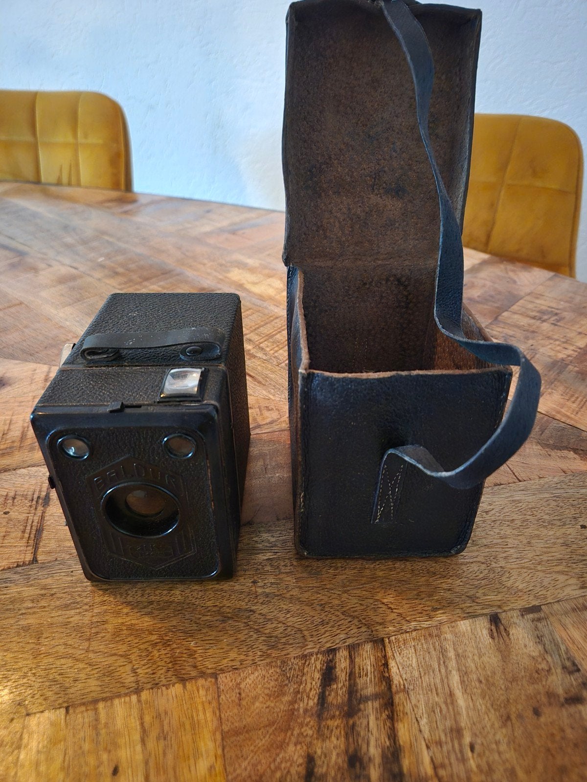 Vintage Kodak Brownie Box Camera met Leren Tas, Ophalen of Verzenden, Gebruikt, Compact, Kodak