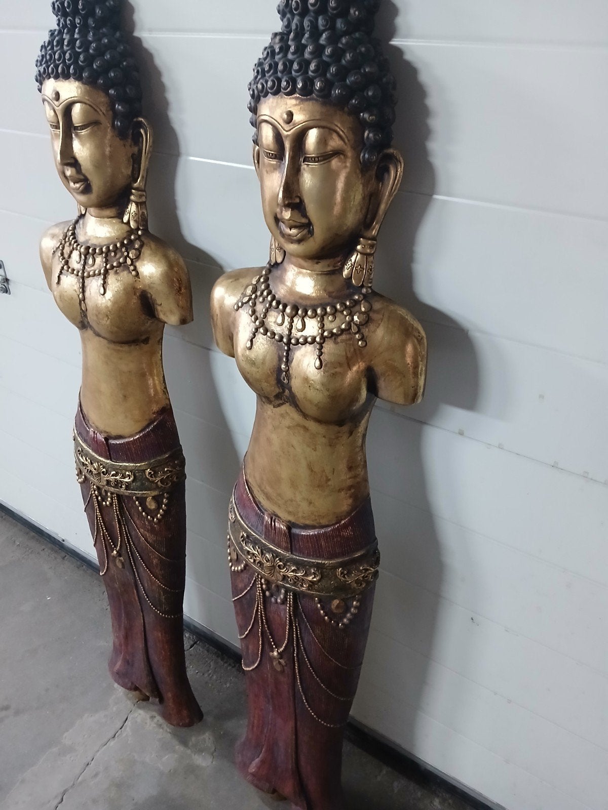 Mooie aparte beelden wand bevestiging, Ophalen, Info@tommysmit.nl, 7008AR, Zo goed als nieuw