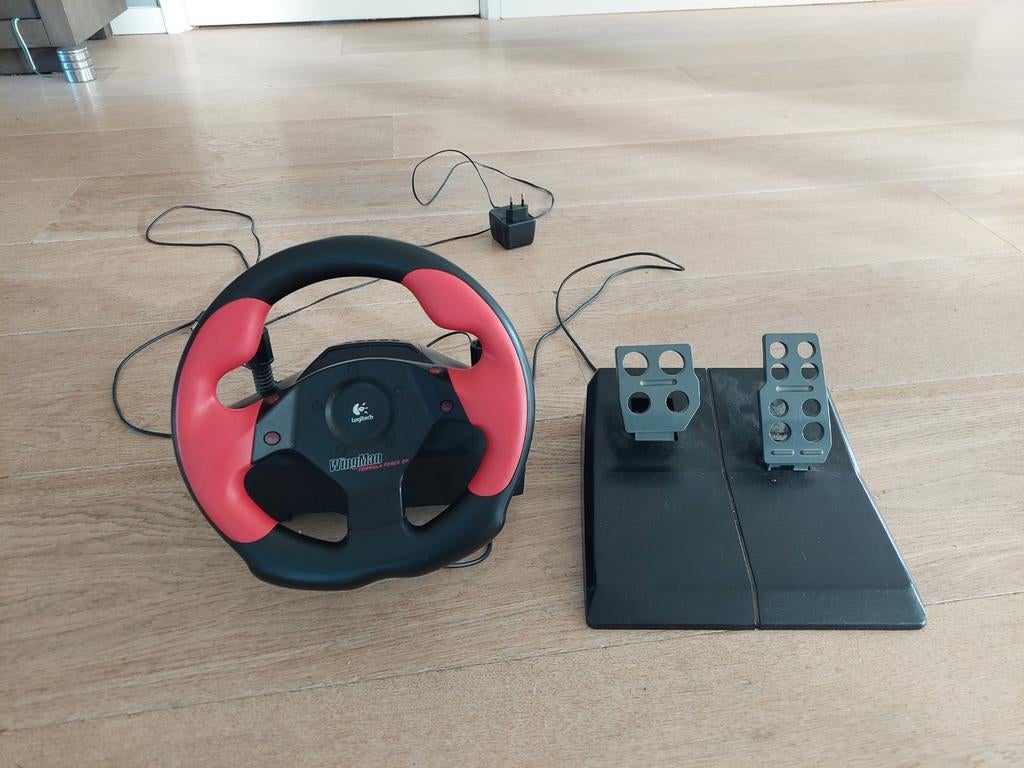 Logitech WingMan Formula Force GP racestuur met pedalen, 1 speler, Ophalen of Verzenden, Racen en Vliegen, Vanaf 3 jaar