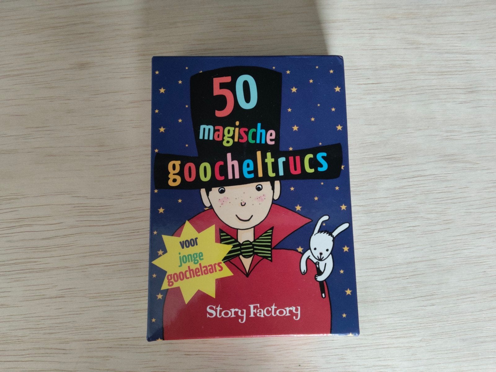 50 Magische Goocheltrucs voor Jonge Goochelaars, Ophalen of Verzenden, Zo goed als nieuw