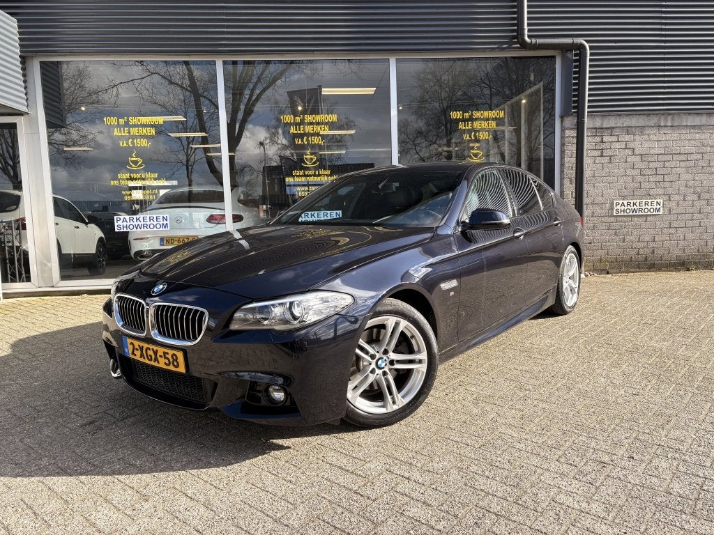 BMW 5 Serie 520i Executive 184 PK/Automaat/Trekhaak/M Pakket, Auto's, Automaat, Achterwielaandrijving, Gebruikt, Euro 6
