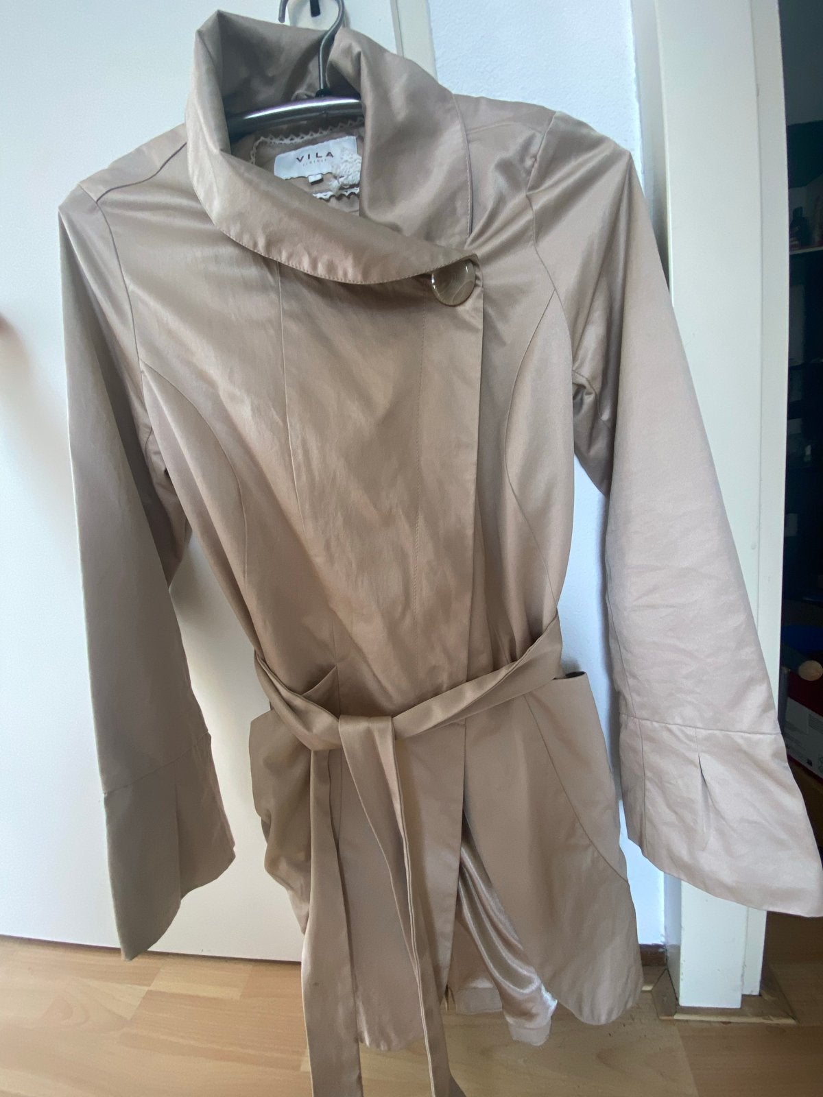 Vila jas maat S - Nieuw en ongedragen, Ophalen, Nieuw, Maat 36 (S), Beige