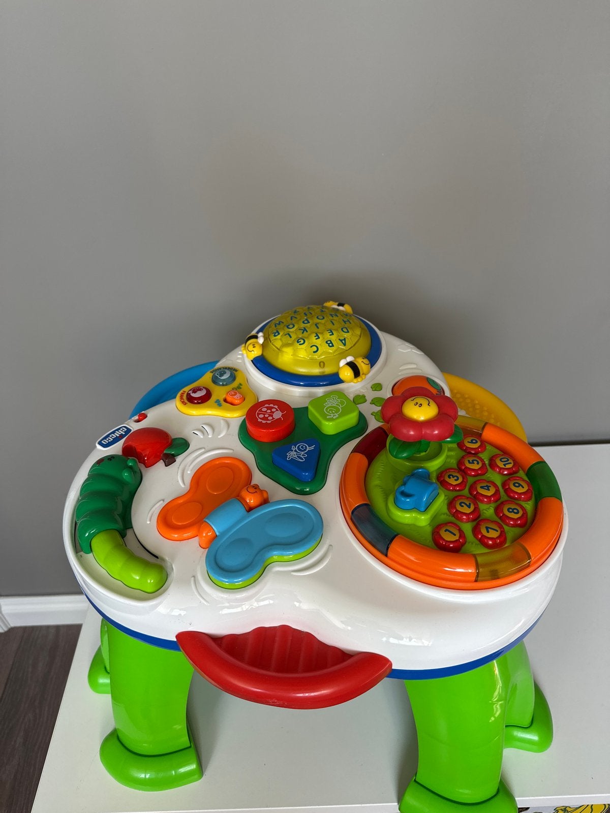 Chicco Speeltafel met Licht en Geluid, Ophalen of Verzenden, Zo goed als nieuw, Overige typen, Met licht