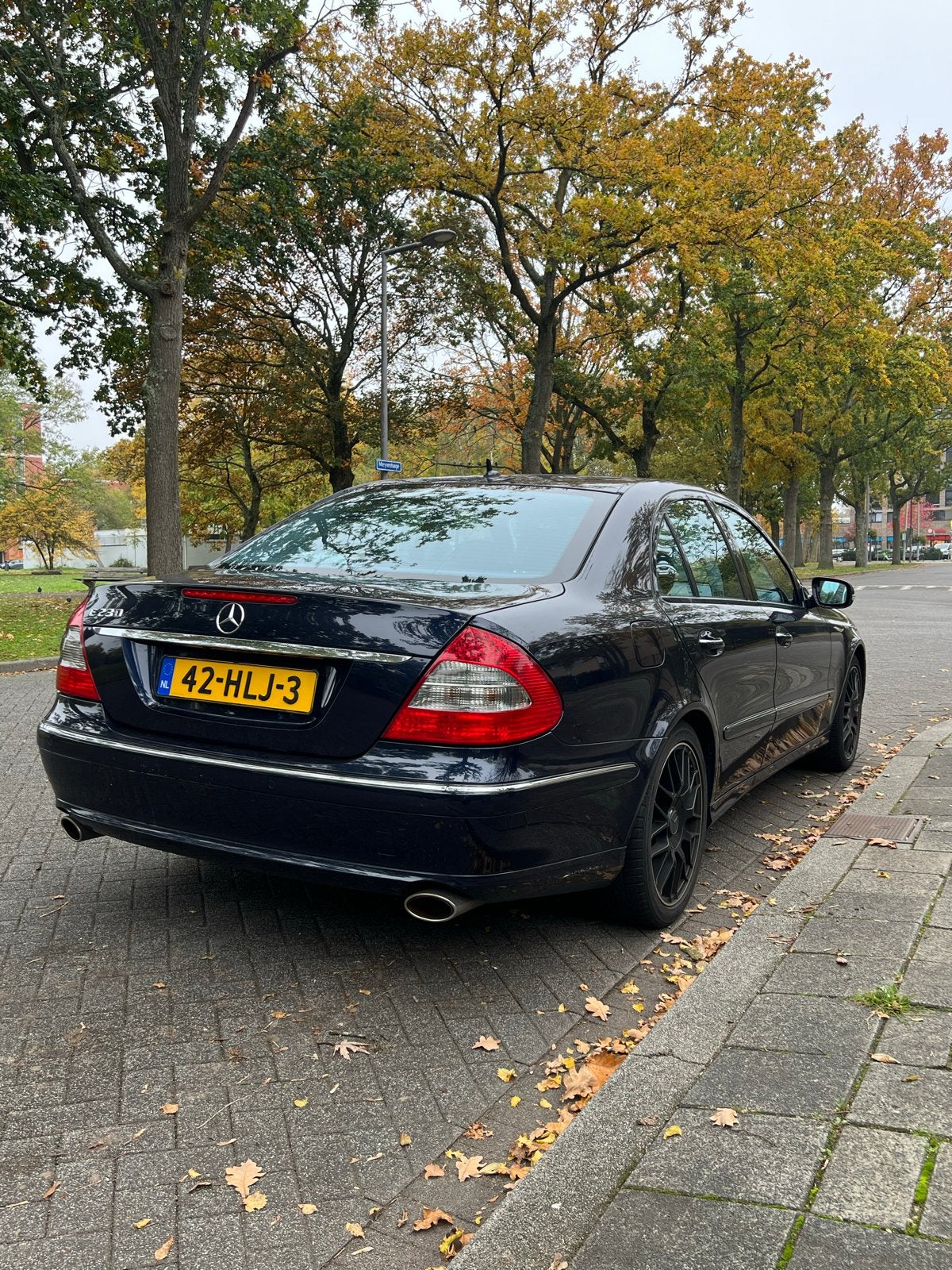 Mercedes-Benz E-Klasse 2.5 E230 w211, Automaat, Achterwielaandrijving, 2496 cc, Blauw