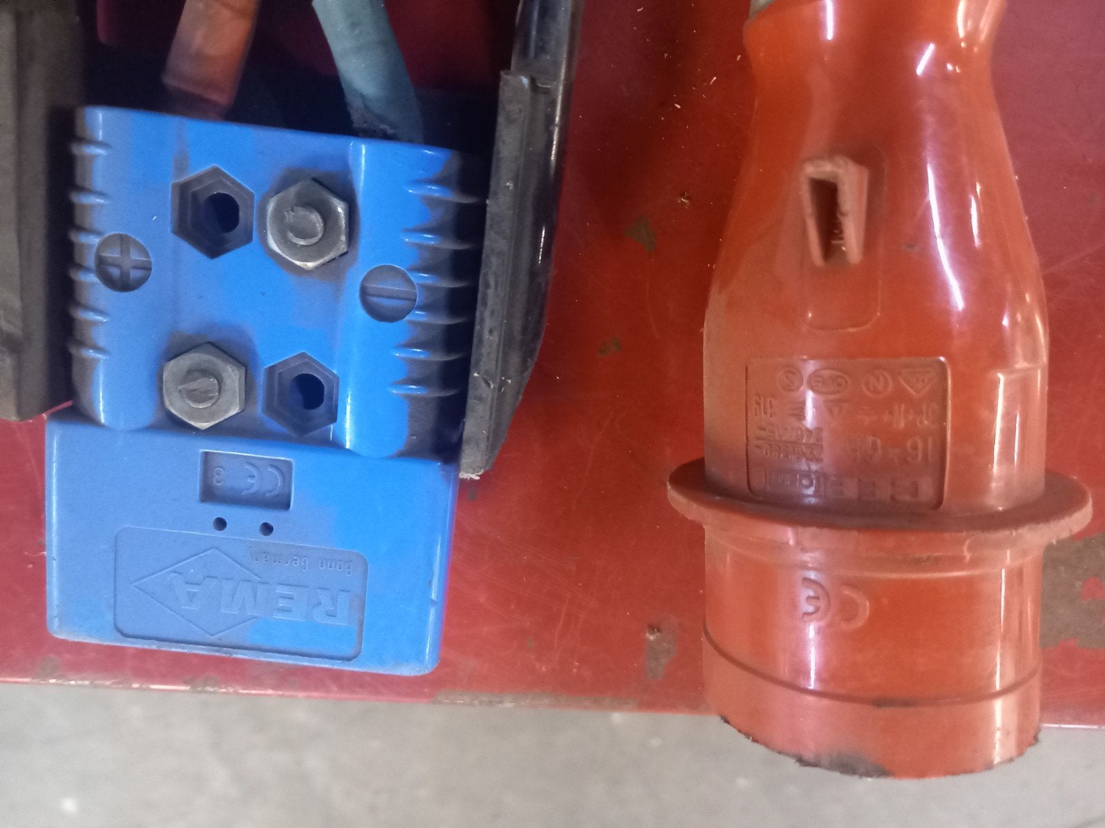 Trafo (heftruck) 48 Volt, Ophalen of Verzenden