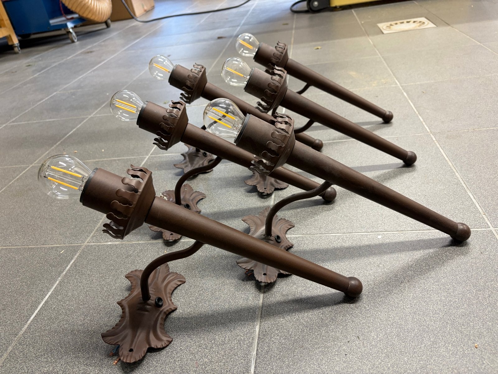 Set van 6 Kwantum Toorts Wandlampen - Bruin Metaal, Ophalen, Gebruikt, Bruin, E27 (groot)