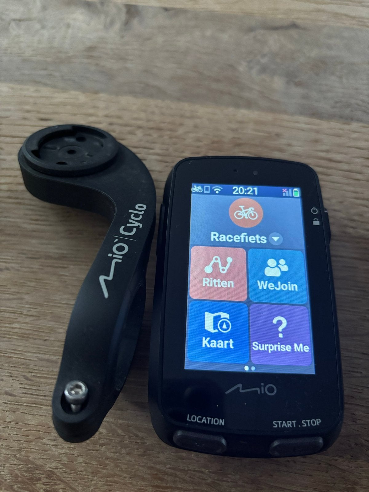 Mio Cyclo Discover Pal fietsnavigatie met houder, Ophalen, Draadloos, Zo goed als nieuw