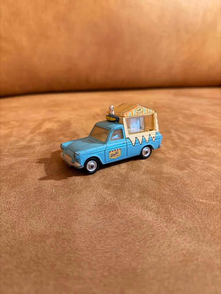 Vintage Corgi Toys Wall's Ice Cream Van Ford Thames, Ophalen of Verzenden, Gebruikt, Bus of Vrachtwagen