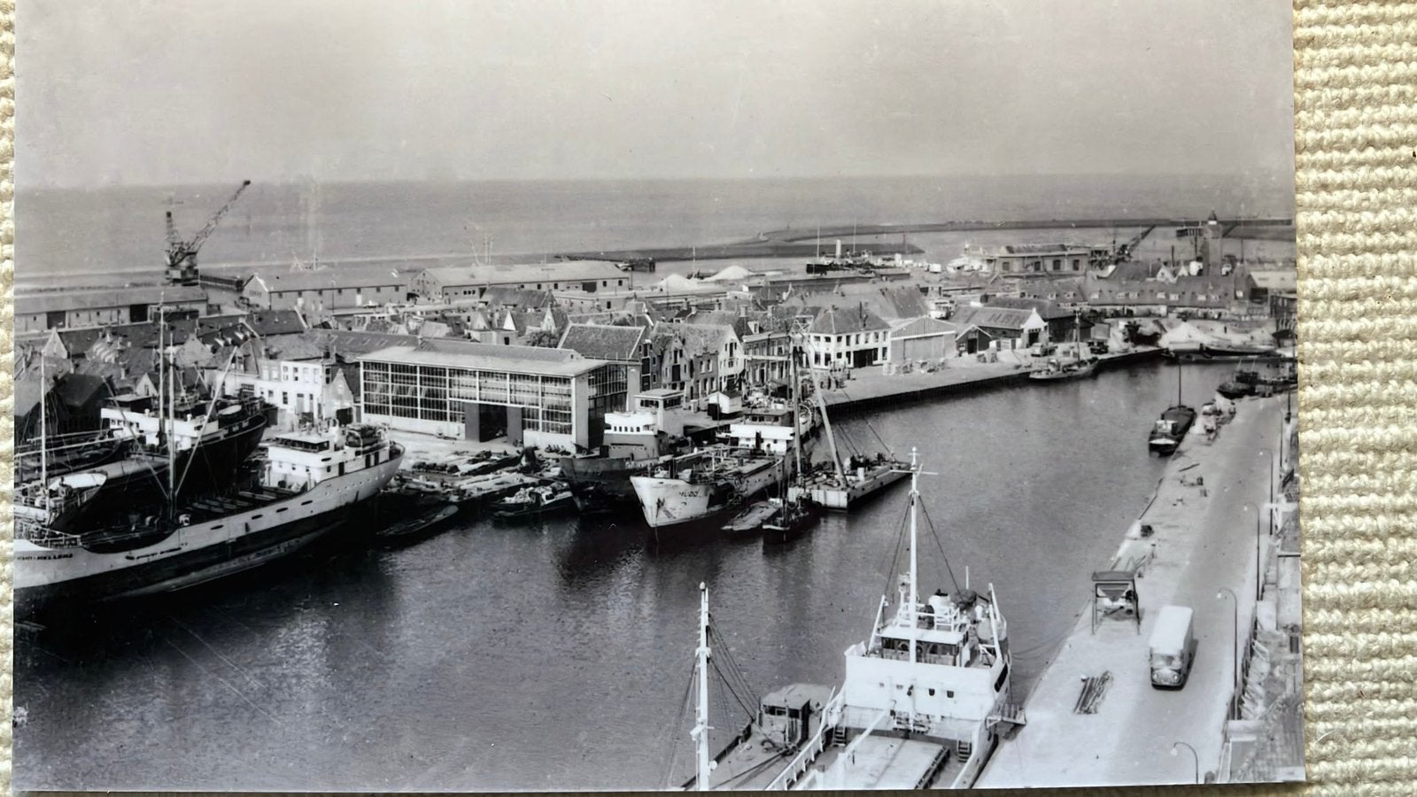 Harlingen Haven ,kustvaart werf panorama, Ophalen of Verzenden, 1940 tot 1960
