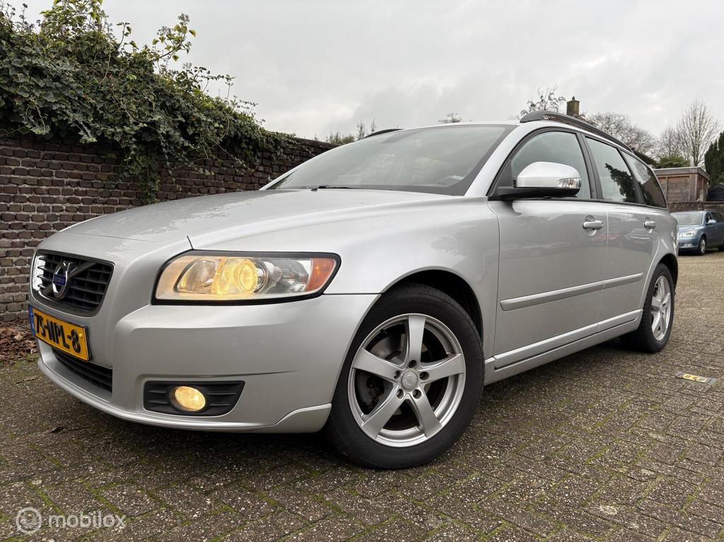Volvo V50 2.0 Momentum / Navigatie/Trekhaak / 198.933 km NAP, Auto's, Volvo, Stof, Gebruikt, Zwart, 4 cilinders
