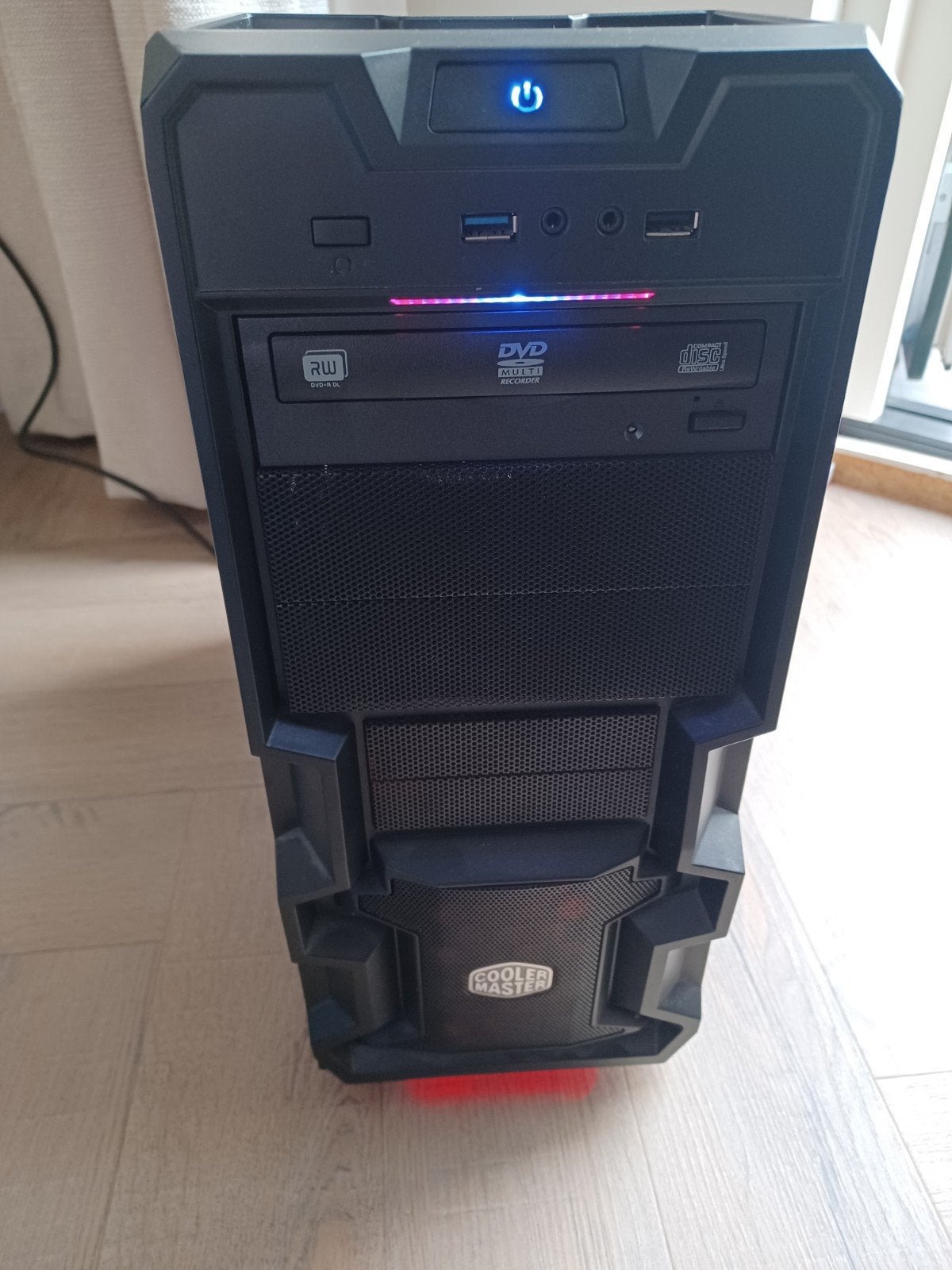 Cooler Master Desktop PC - Intel Core i5, 8GB RAM, 500W PSU, Ophalen