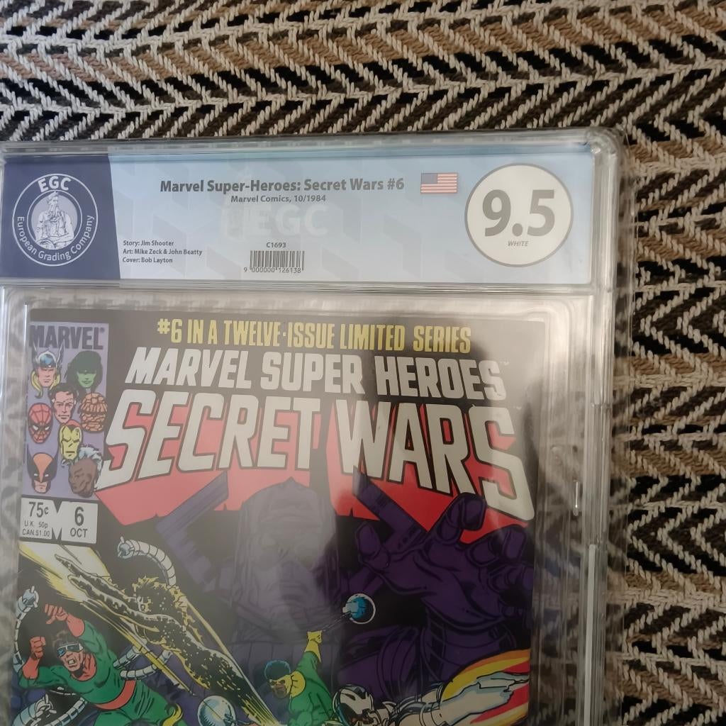 Strip marvel super-heroes secret wars #6 egc9.5, Marvel Comics, Eén stripboek, Ophalen of Verzenden, Zo goed als nieuw