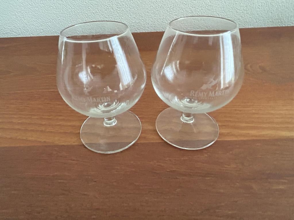 2x Remy Martin cognac glas, Ophalen of Verzenden, Zo goed als nieuw, Overige typen