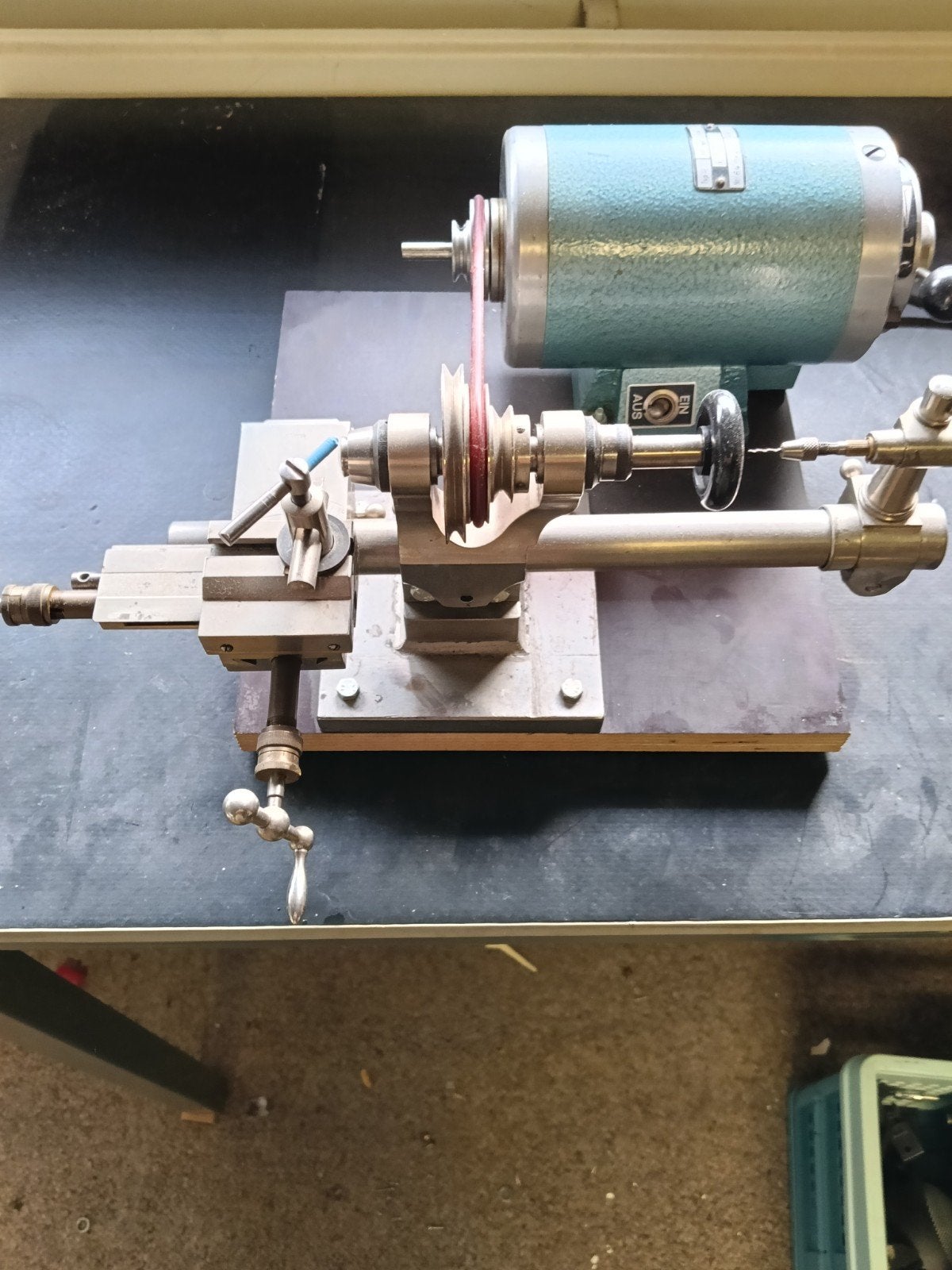 Horlogemakers draaibank en gereedschap set, Ophalen