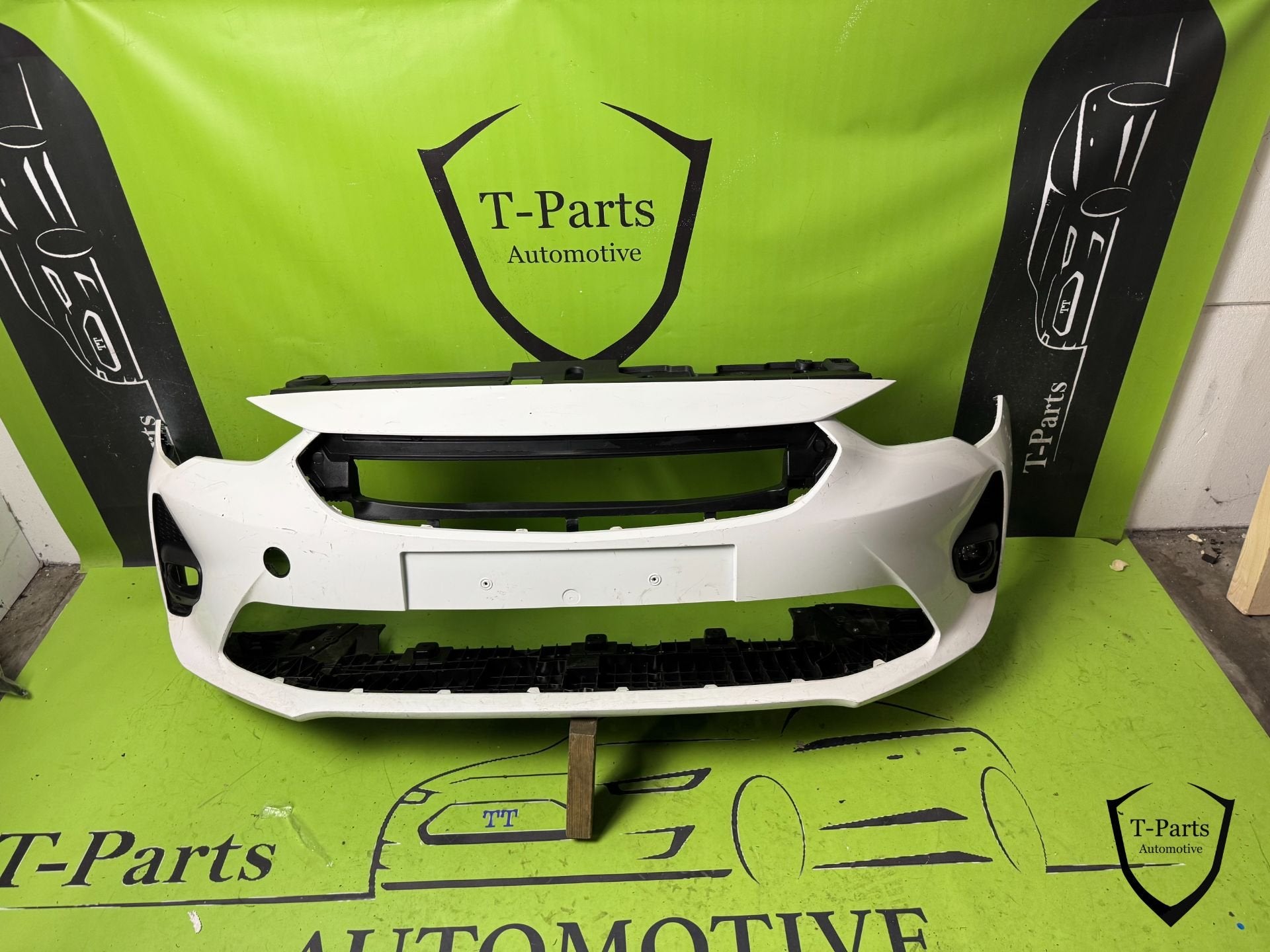 opel corsa F GS line voorbumper bumper rooster