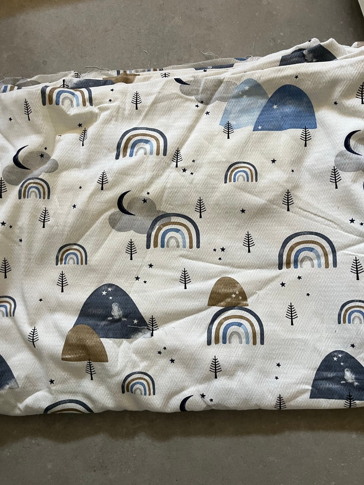 8-10 meter katoen pique STOF met regenboog en bosmotief, Ophalen, Meerkleurig, 120 cm of meer, Katoen