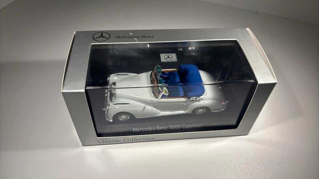 Mercedes benz 300s cabriolet minichamps 1.43, Auto, Ophalen of Verzenden, MiniChamps, A