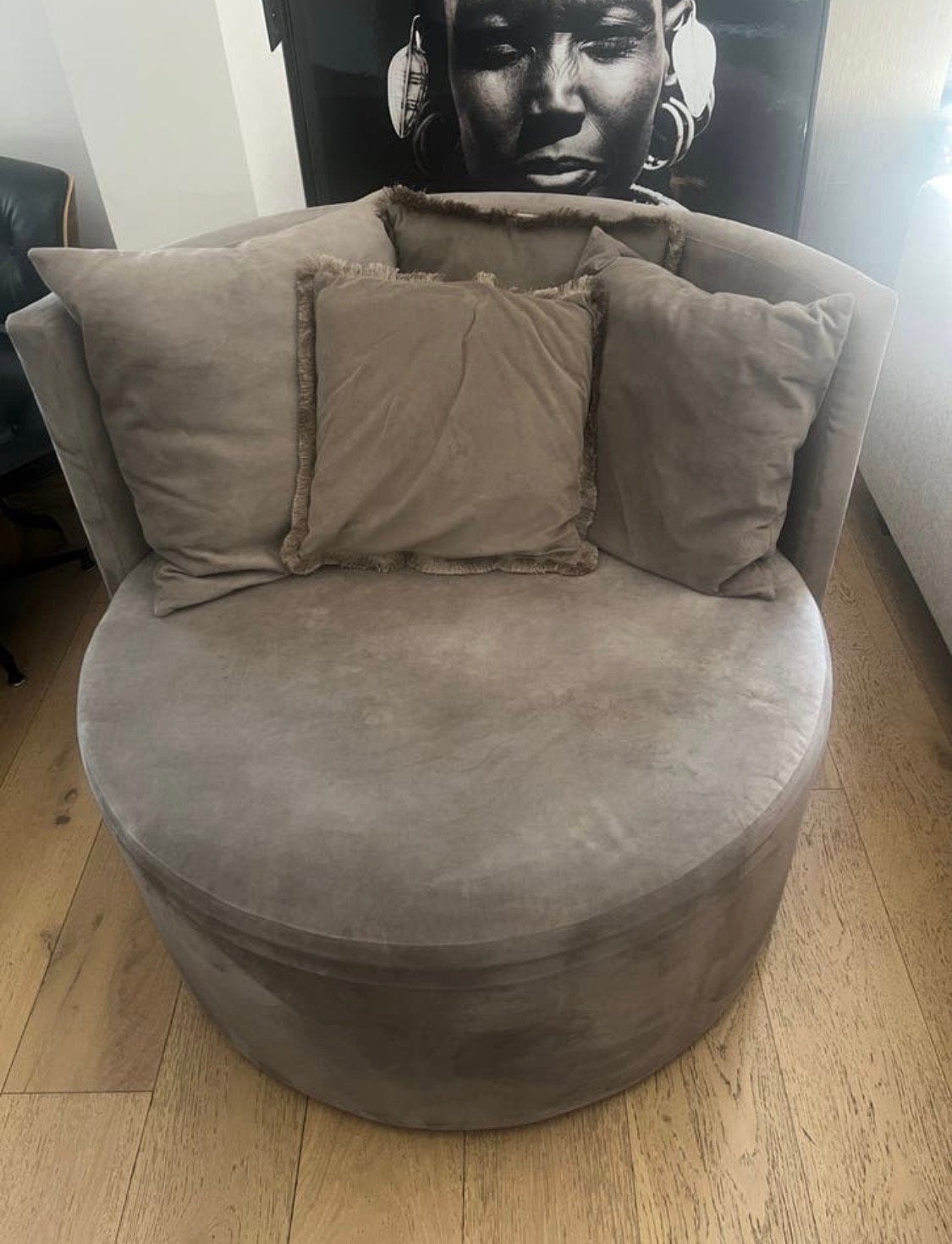 Deze comfortabele en stijlvolle fauteuil, Ophalen, Eenpersoons, 75 tot 100 cm, Zo goed als nieuw