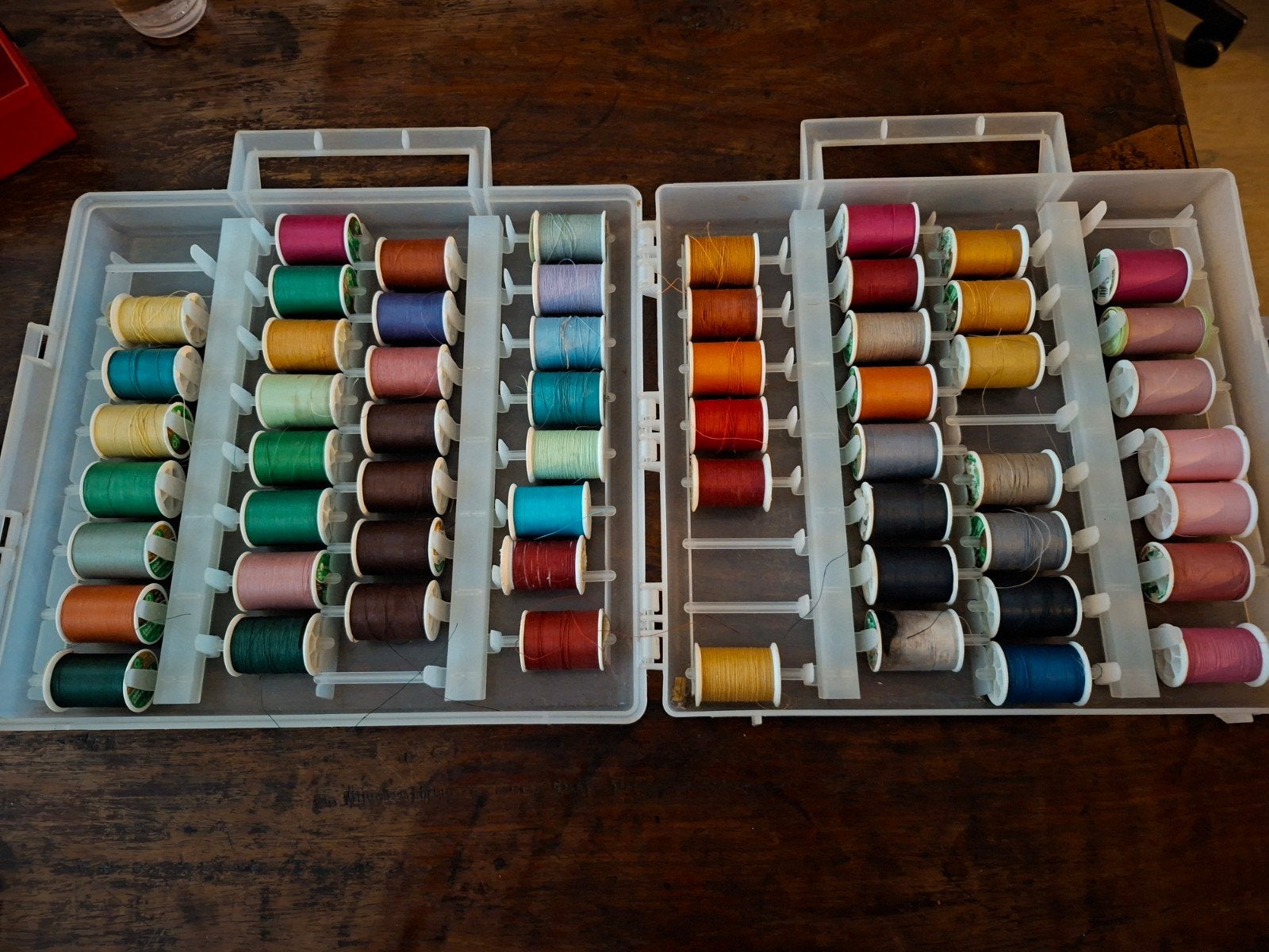 Quiltgaren set met Sulky opbergdoos - Diverse kleuren, Ophalen of Verzenden, Gebruikt, Garen of Naald(en)