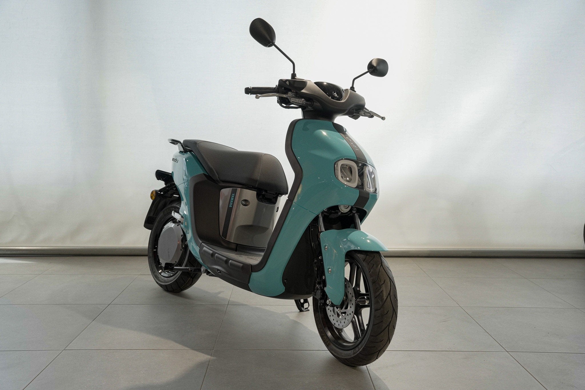 Yamaha NEO'S DUAL BATTERY (bj 2026), Scooter, Klantenservice@yamaha-motor.nl, Yamaha Motor Europe N.V., Bedrijf